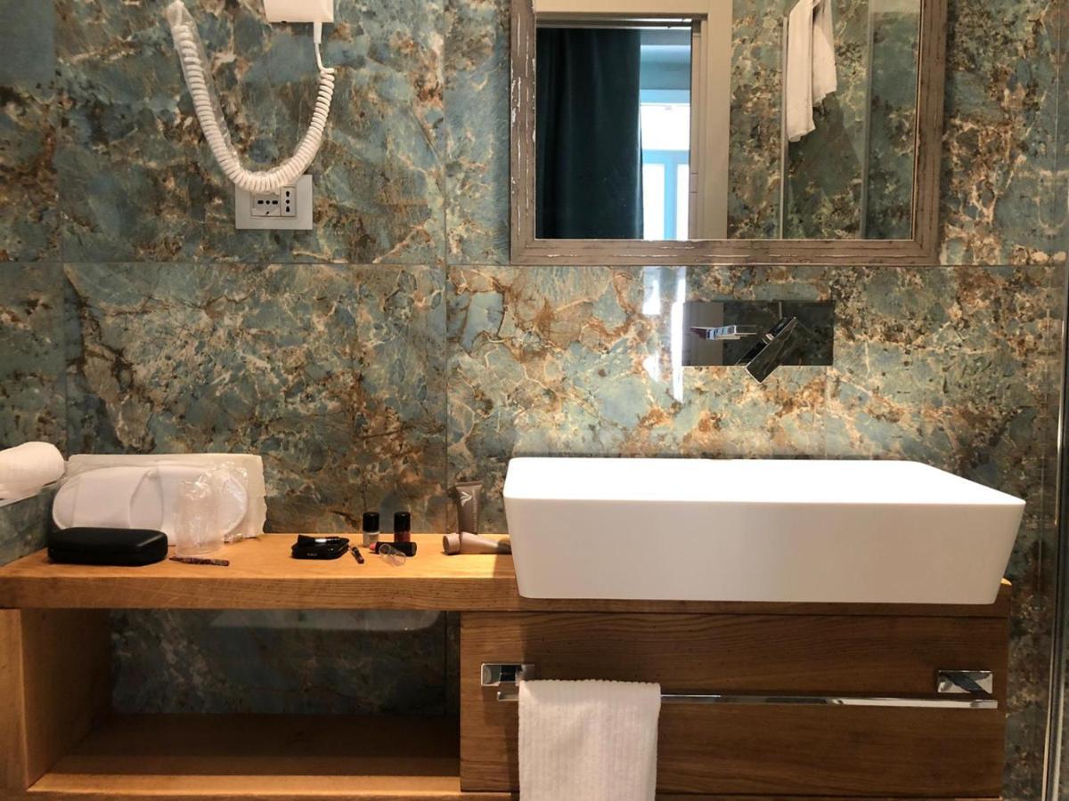 La Linea D'Acqua Hotel La Spezia Kültér fotó