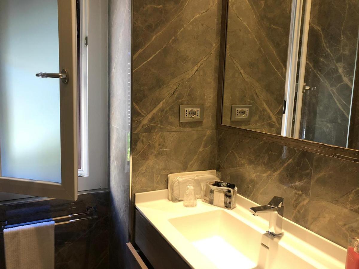 La Linea D'Acqua Hotel La Spezia Kültér fotó